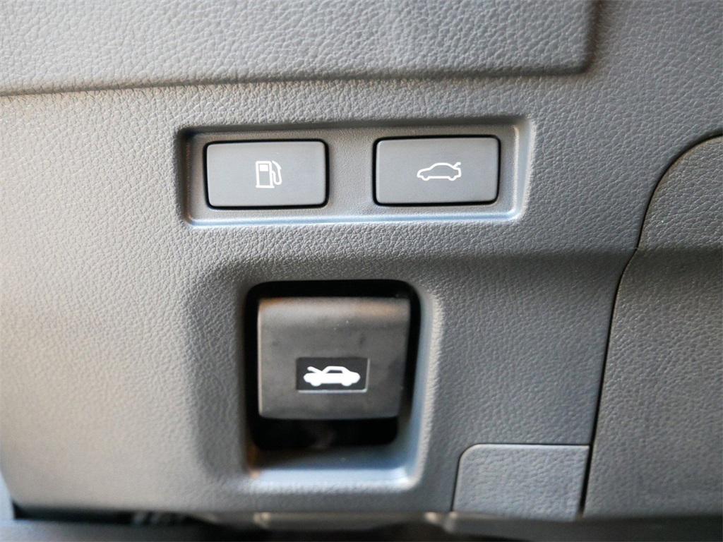 new 2025 Lexus ES 300h car, priced at $52,437