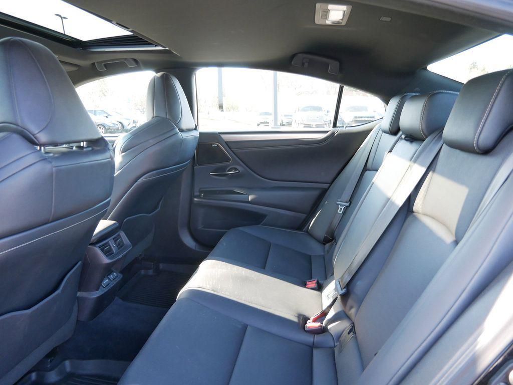 used 2020 Lexus ES 350 car, priced at $33,349