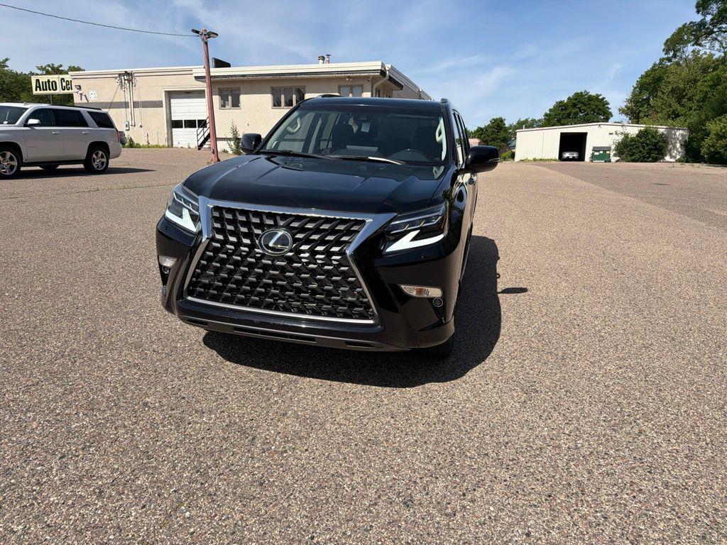 used 2022 Lexus GX 460 car, priced at $56,399