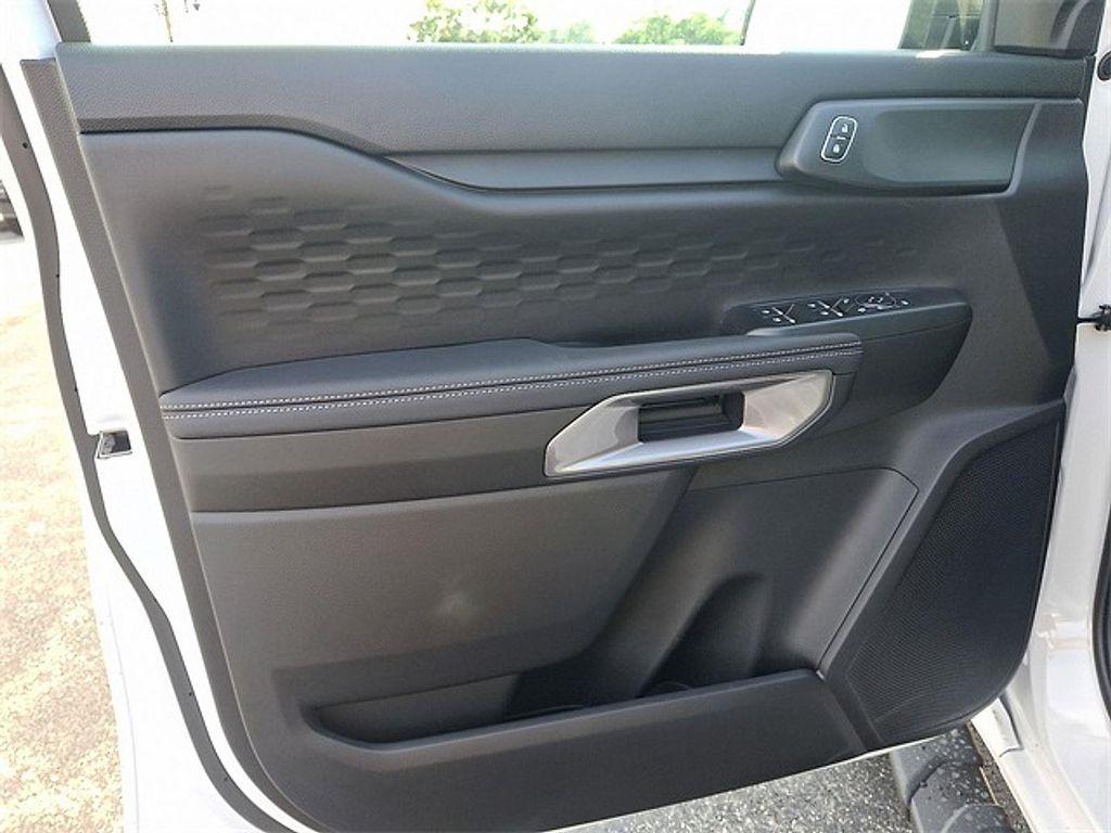 new 2025 Ford Ranger car, priced at $42,217