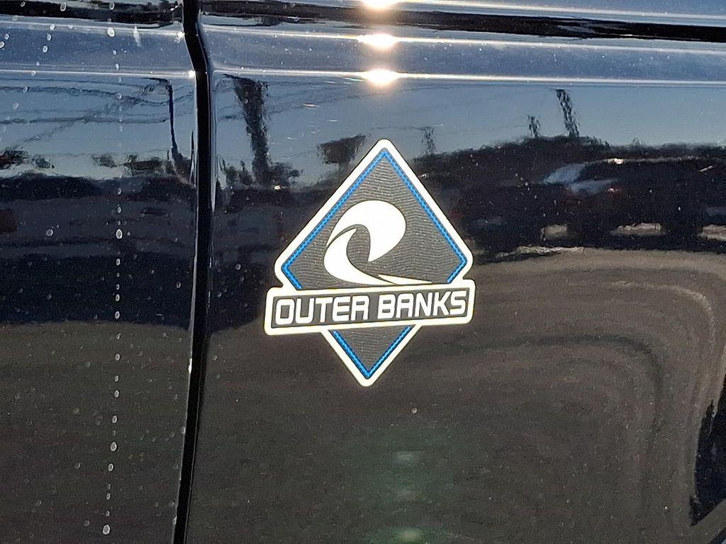 new 2025 Ford Bronco car, priced at $54,241