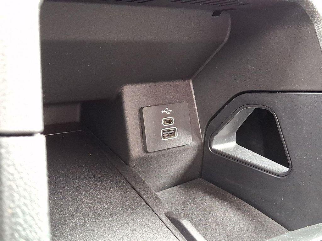 new 2025 Ford Ranger car, priced at $38,495