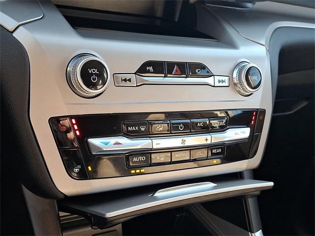 used 2022 Ford Explorer car, priced at $27,984