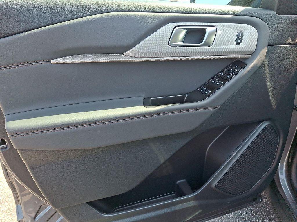 new 2026 Ford Explorer car, priced at $42,256