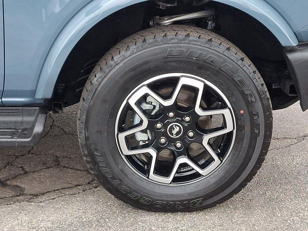 used 2025 Ford Bronco car, priced at $45,190