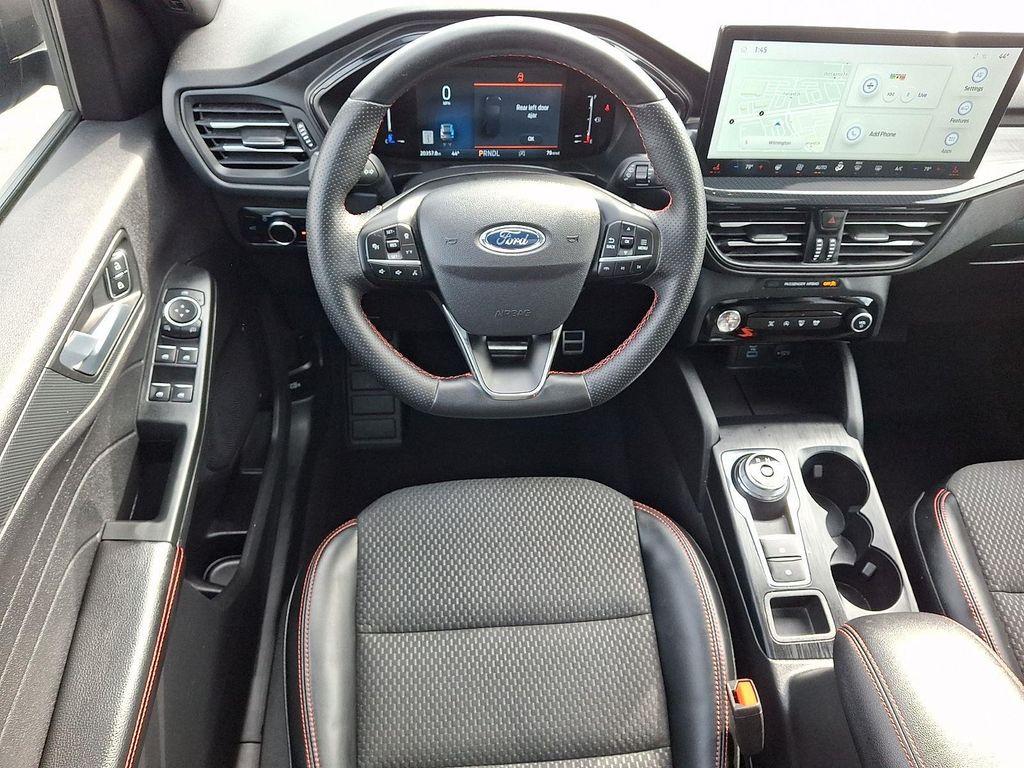 used 2023 Ford Escape car, priced at $25,522