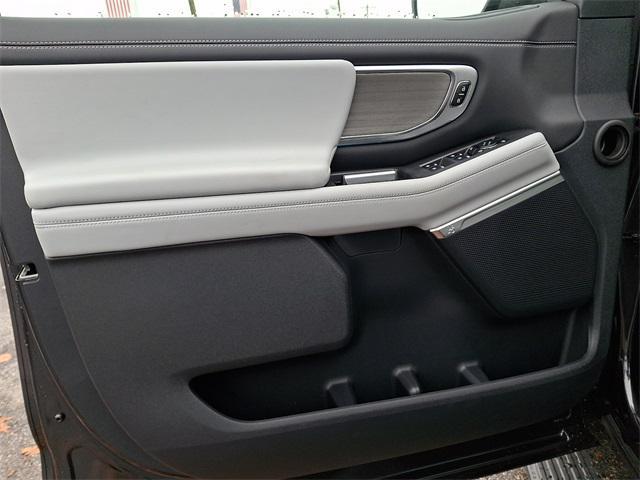 new 2025 Ford Expedition car, priced at $80,279