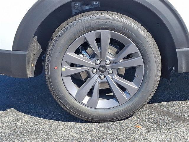 new 2025 Ford Explorer car, priced at $44,356