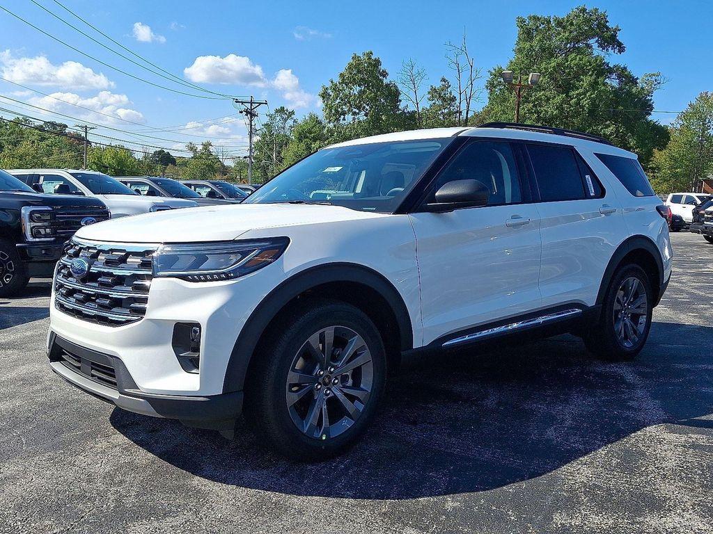 new 2025 Ford Explorer car, priced at $47,339