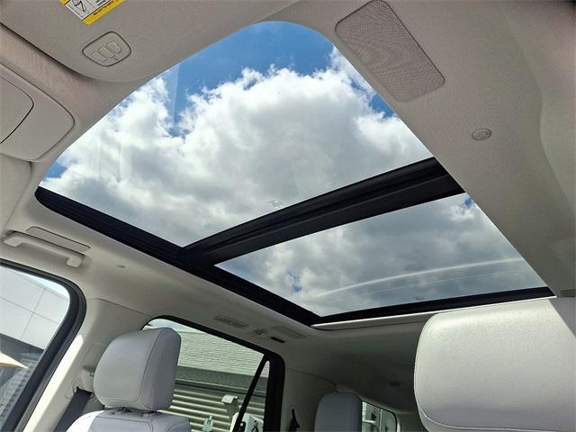 new 2025 Ford Expedition car, priced at $84,950