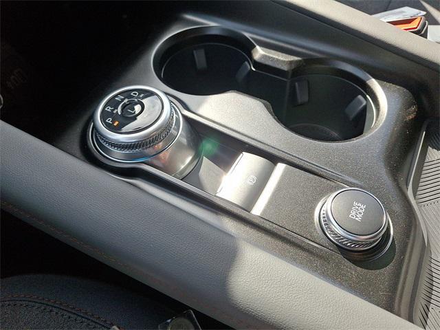 new 2025 Ford Explorer car, priced at $39,893