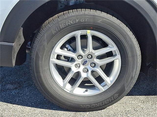 new 2025 Ford Explorer car, priced at $39,161