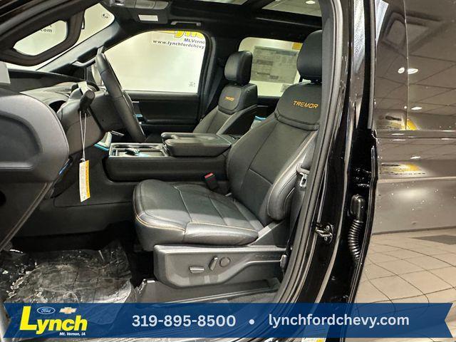 new 2025 Ford Expedition car, priced at $80,936