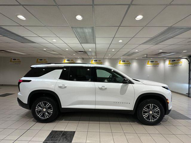 used 2025 Chevrolet Traverse car, priced at $40,180