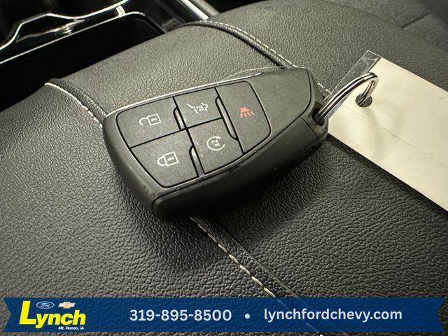 used 2025 Chevrolet Traverse car, priced at $40,180