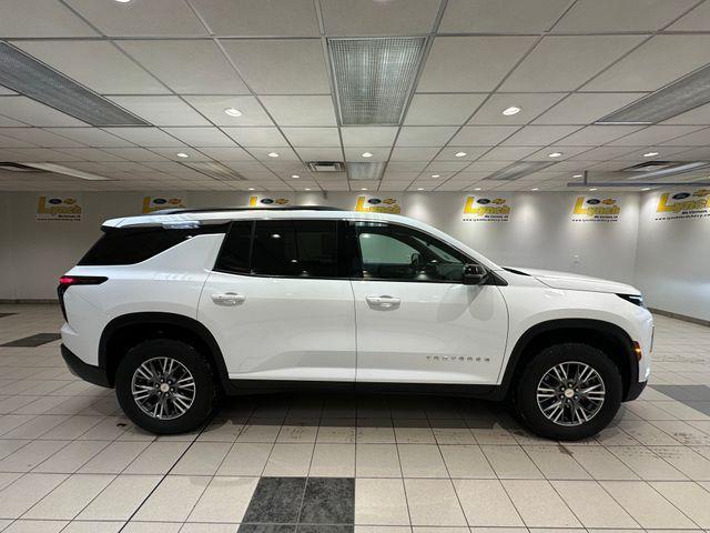 used 2025 Chevrolet Traverse car, priced at $39,000