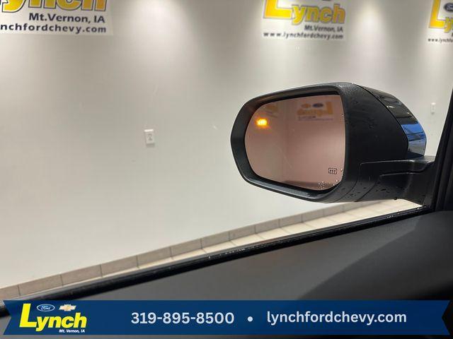 used 2025 Chevrolet Traverse car, priced at $39,000