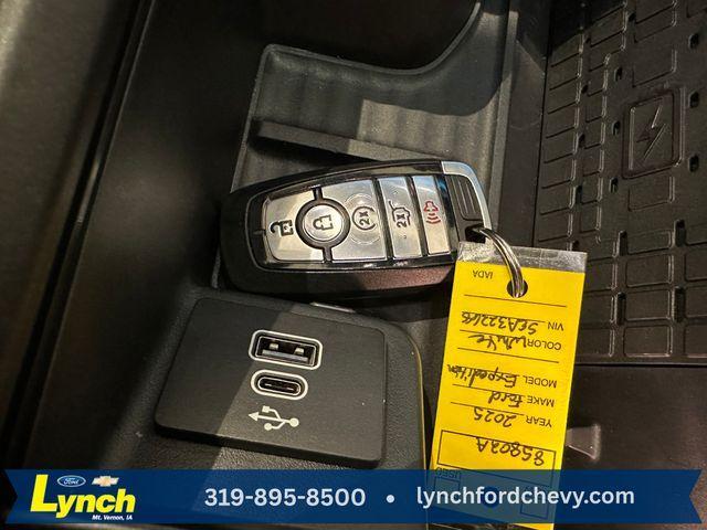 used 2025 Ford Expedition car, priced at $75,000