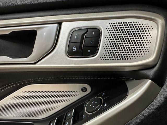 used 2023 Ford Explorer car