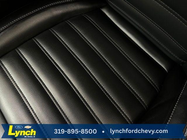 used 2022 Ford Edge car, priced at $26,000