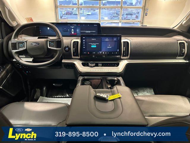 used 2025 Ford Expedition car, priced at $63,000