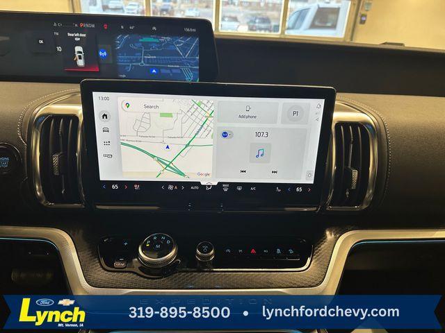 new 2025 Ford Expedition car, priced at $82,700