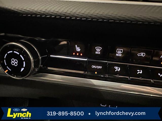 new 2026 Chevrolet Equinox car, priced at $31,879