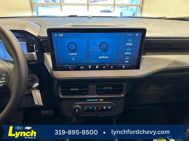 new 2025 Ford Maverick car, priced at $32,013