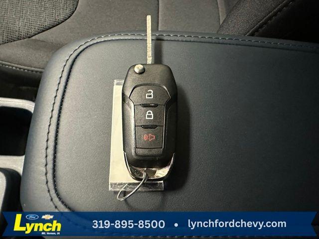 new 2025 Ford Maverick car, priced at $32,013