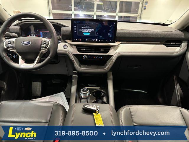 used 2025 Ford Explorer car, priced at $39,000