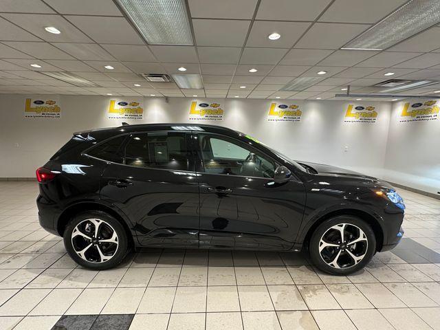 used 2023 Ford Escape car, priced at $26,000