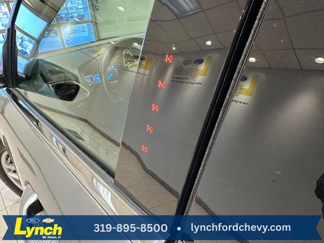 used 2022 Ford Edge car, priced at $26,000