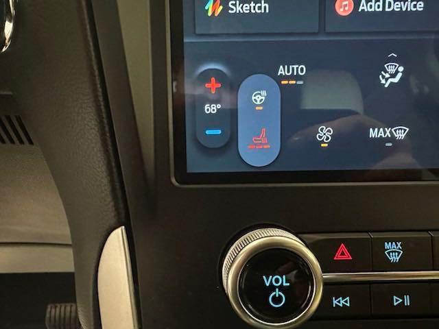 used 2024 Ford Edge car, priced at $26,500