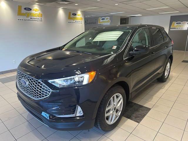 used 2024 Ford Edge car, priced at $26,500