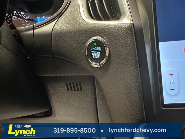 used 2022 Ford Edge car, priced at $25,000