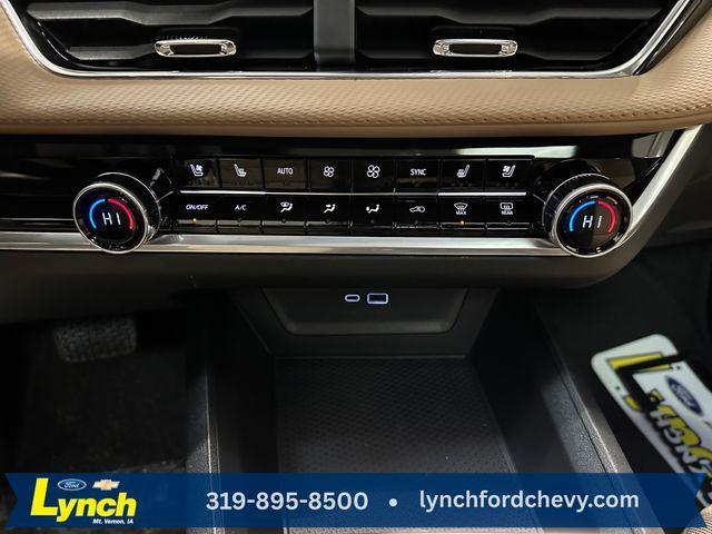 new 2026 Chevrolet Equinox car, priced at $37,386