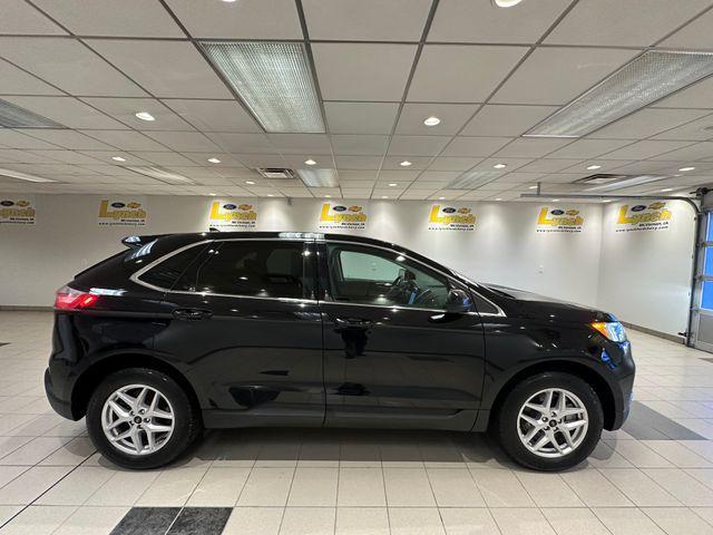 used 2024 Ford Edge car, priced at $28,500