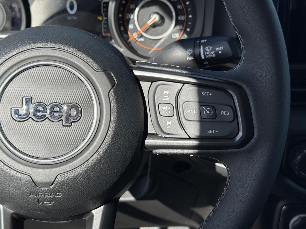 new 2026 Jeep Gladiator car, priced at $50,405