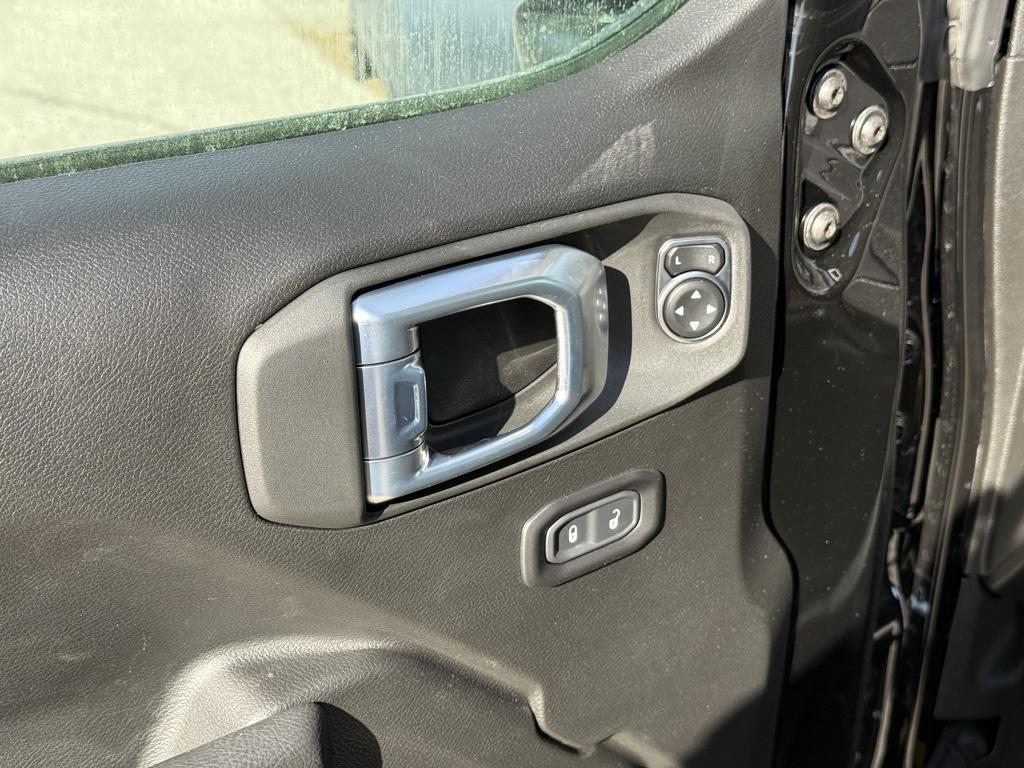 new 2026 Jeep Gladiator car, priced at $50,405