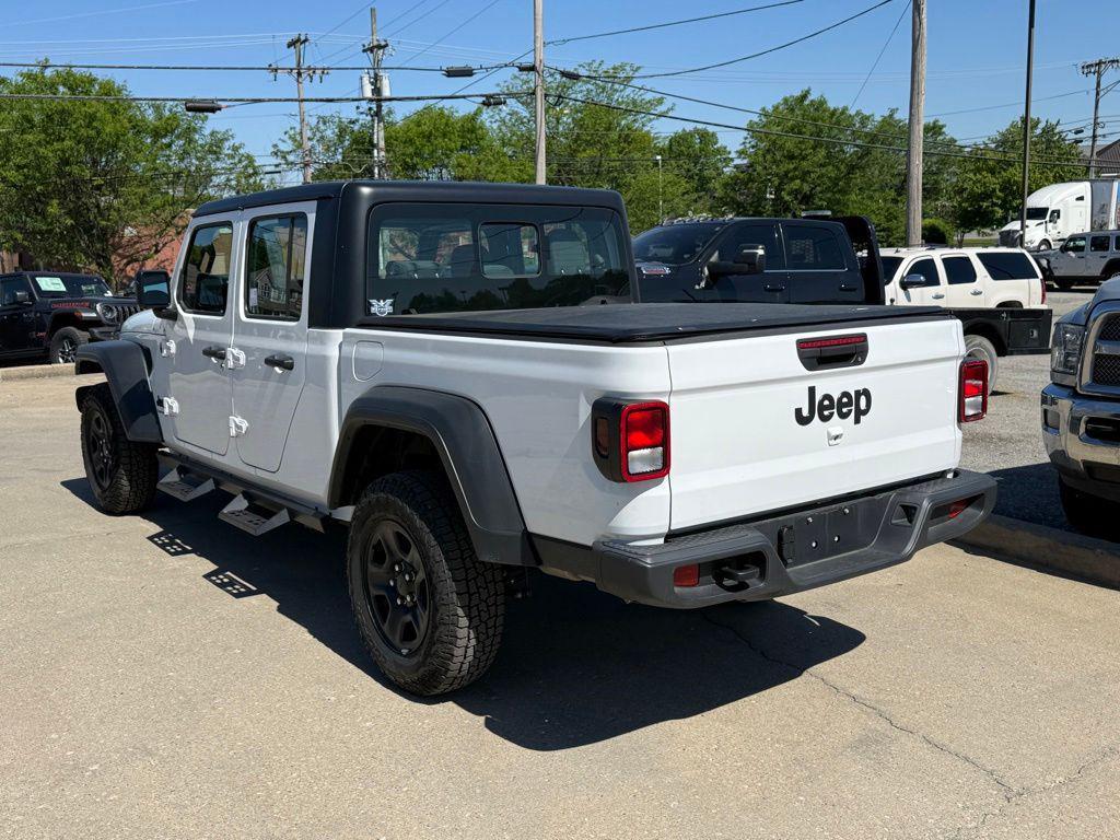 used 2025 Jeep Gladiator car, priced at $37,590
