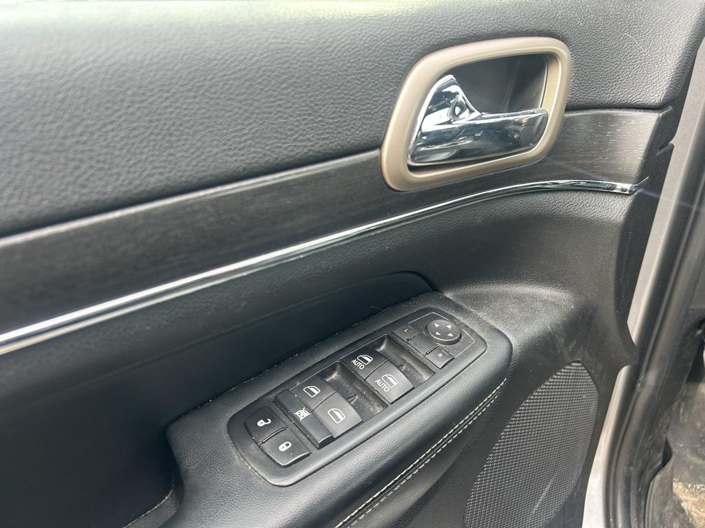 used 2017 Jeep Grand Cherokee car, priced at $12,475