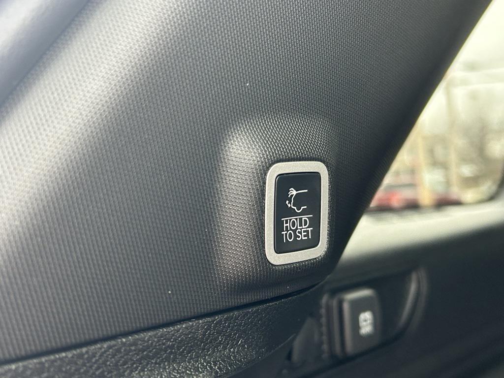 new 2025 Jeep Grand Cherokee car, priced at $40,970