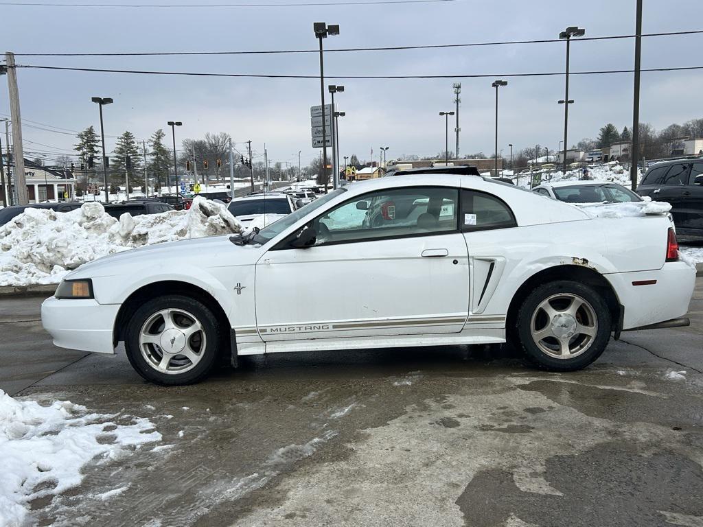 used 2001 Ford Mustang car, priced at $2,500