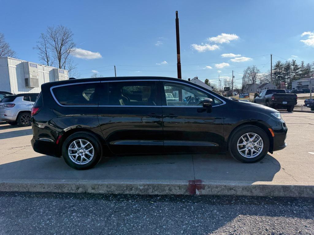 used 2024 Chrysler Pacifica car, priced at $23,475