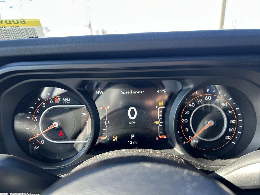 new 2026 Jeep Gladiator car, priced at $49,040