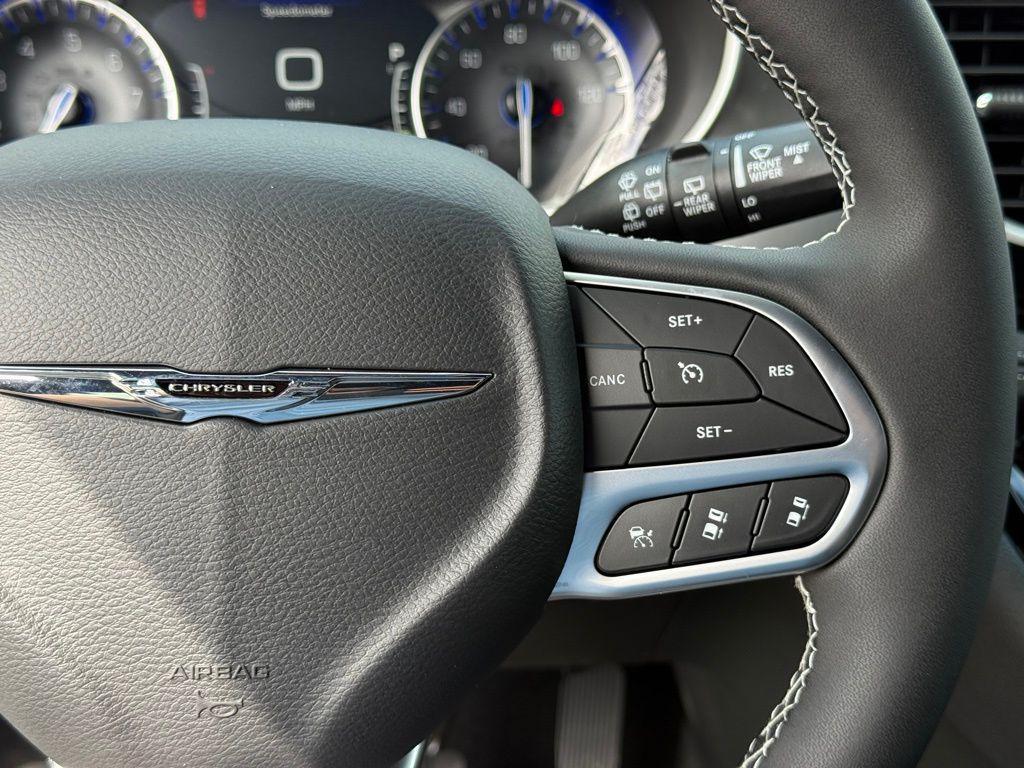 new 2026 Chrysler Pacifica car, priced at $35,500
