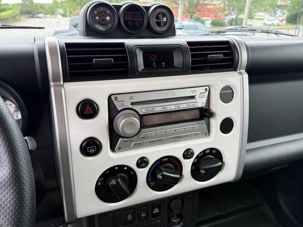 used 2008 Toyota FJ Cruiser car, priced at $15,000