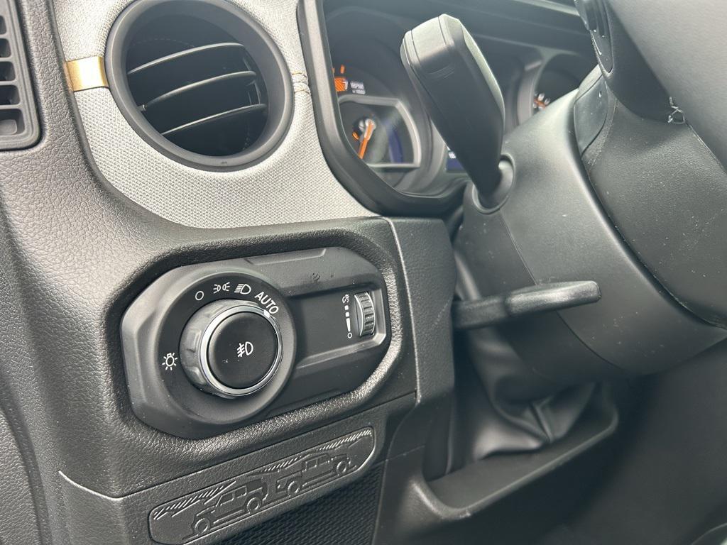 new 2026 Jeep Wrangler car, priced at $41,585