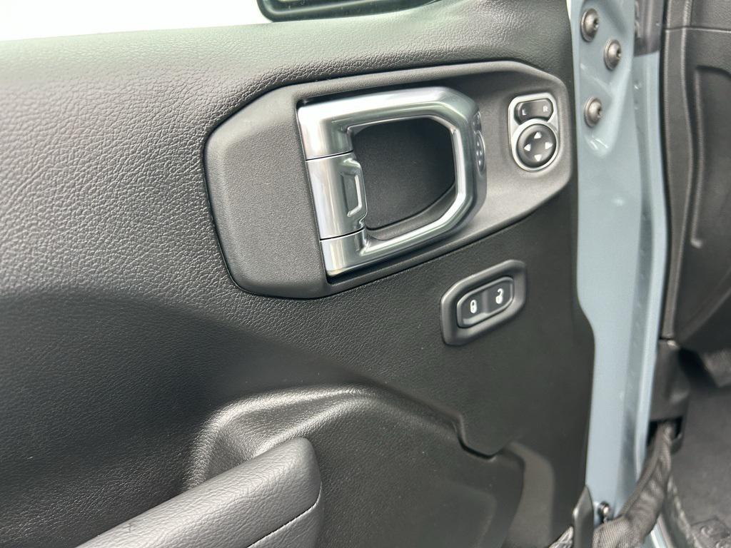 new 2026 Jeep Wrangler car, priced at $41,585