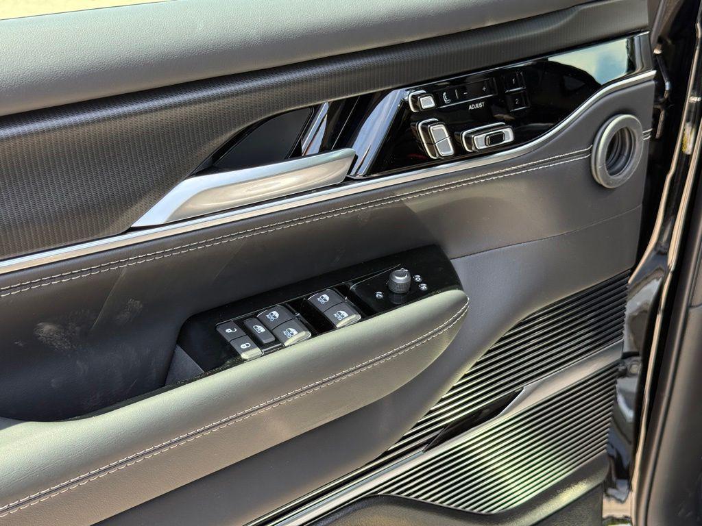 new 2026 Jeep Grand Wagoneer car, priced at $88,500